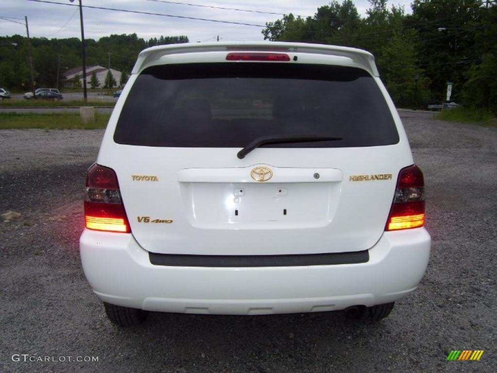 2004 Highlander Limited V6 4WD - Super White / Ash photo #6
