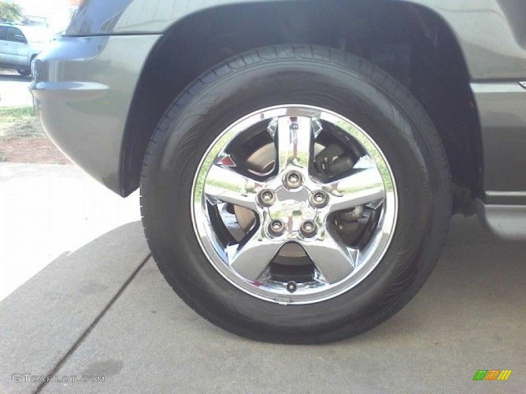 2004 Grand Cherokee Overland - Graphite Metallic / Dark Slate Gray photo #3