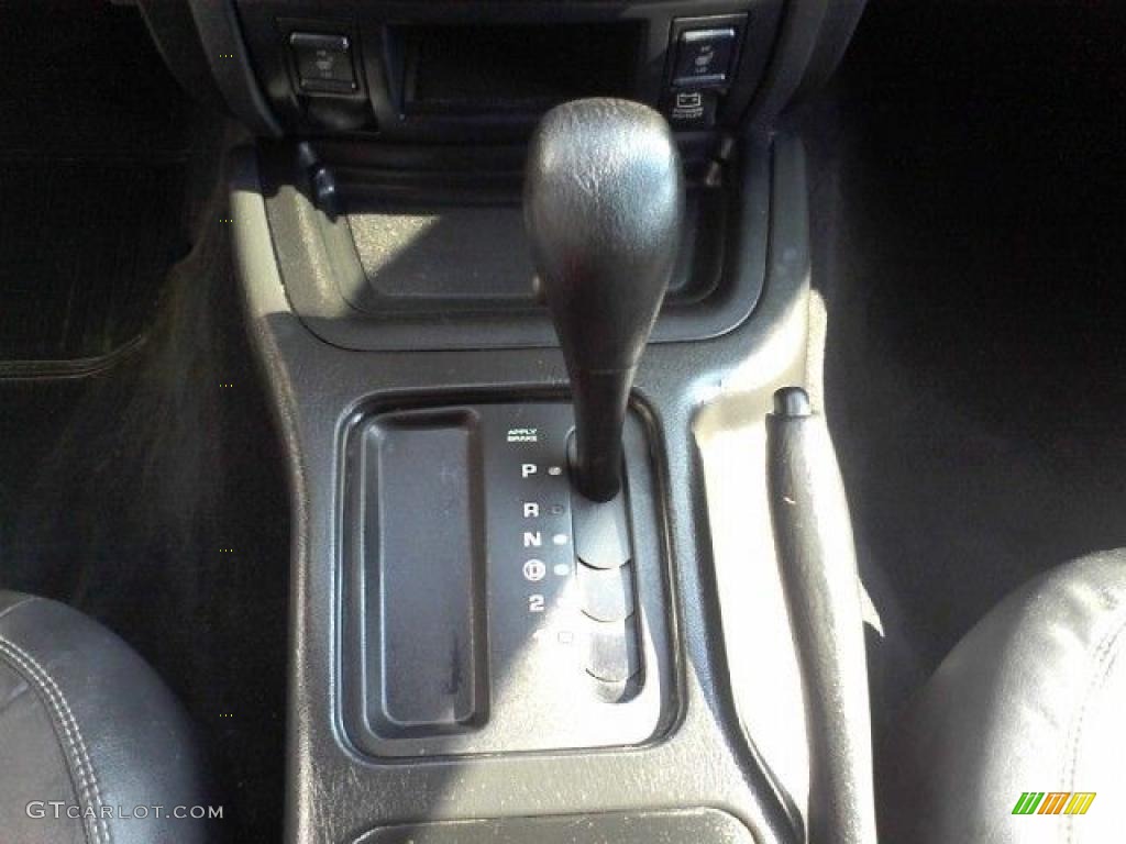 2004 Grand Cherokee Overland - Graphite Metallic / Dark Slate Gray photo #10
