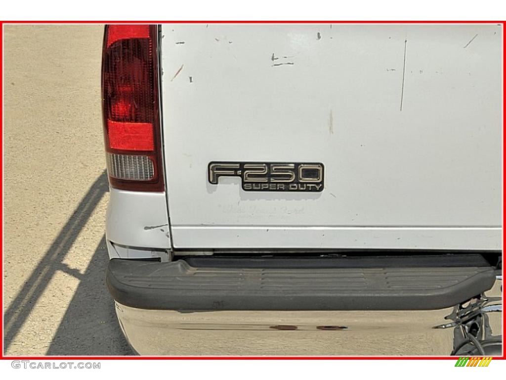 2002 F250 Super Duty XLT Crew Cab - Oxford White / Medium Parchment photo #4