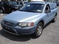 2001 Polar Blue Metallic Volvo V70 XC AWD #34736385