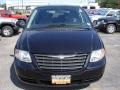 2007 Brilliant Black Crystal Pearl Chrysler Town & Country   photo #2
