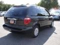 2007 Brilliant Black Crystal Pearl Chrysler Town & Country   photo #4