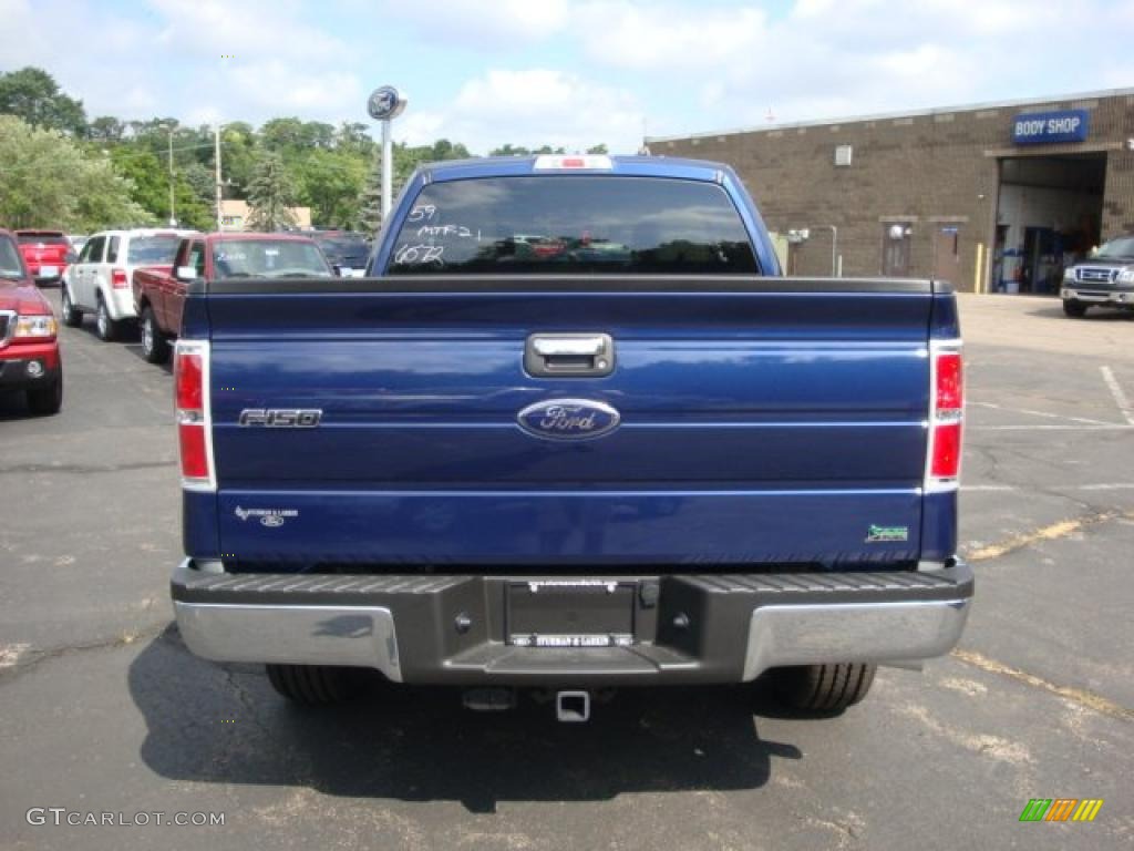 2010 F150 XLT SuperCab 4x4 - Dark Blue Pearl Metallic / Medium Stone photo #4