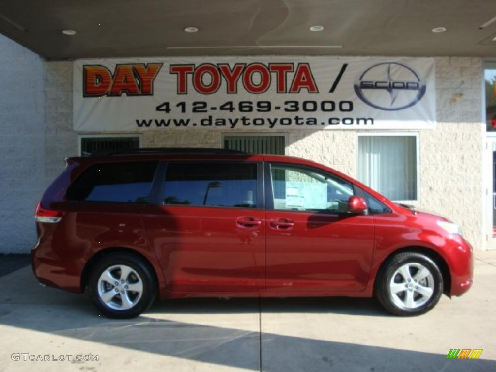 2011 Sienna LE - Salsa Red Pearl / Bisque photo #1