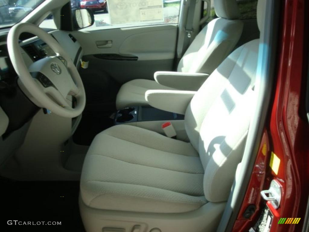 2011 Sienna LE - Salsa Red Pearl / Bisque photo #8