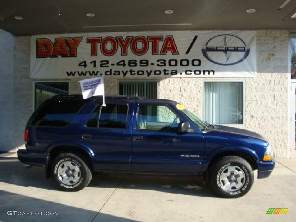 2002 Blazer LS 4x4 - Indigo Blue Metallic / Medium Gray photo #1