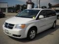 Stone White - Grand Caravan SXT Photo No. 3