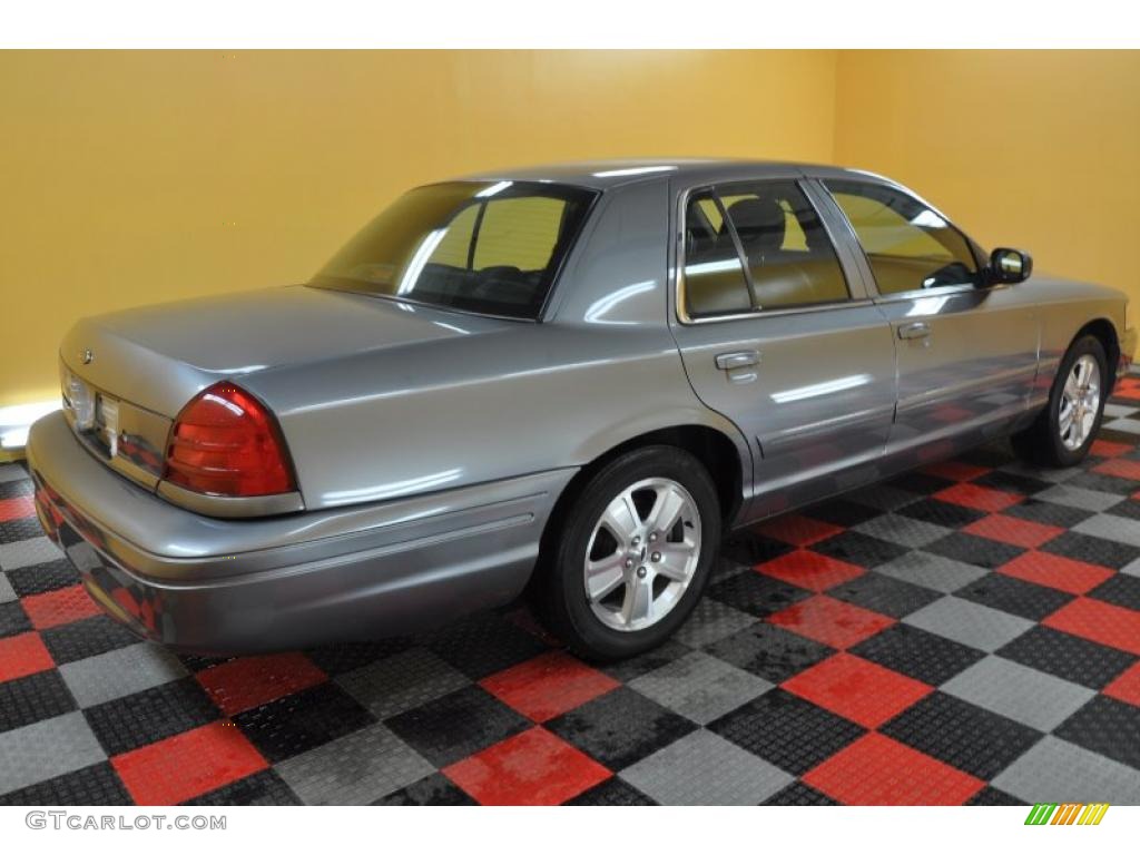 2006 Crown Victoria LX - Tungsten Metallic / Charcoal Black photo #6