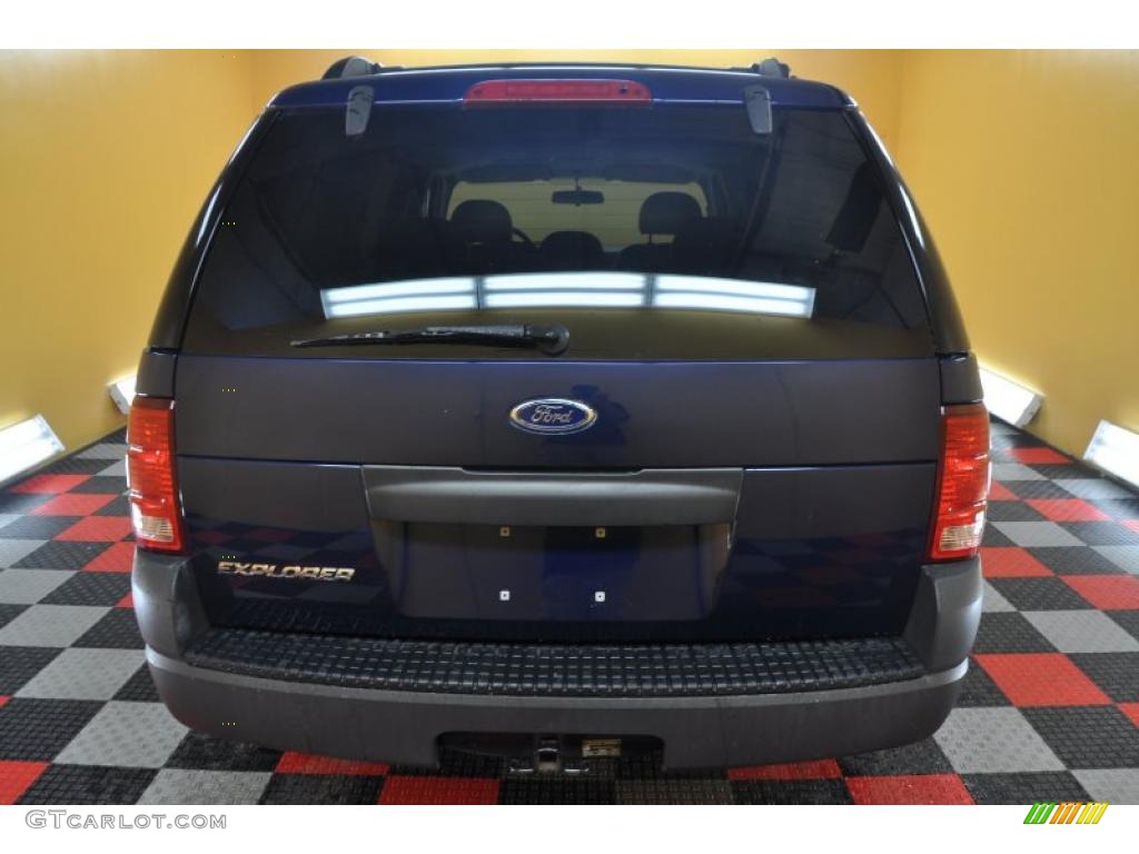 2004 Explorer XLS 4x4 - Dark Blue Pearl Metallic / Graphite photo #5