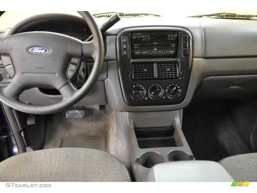 2004 Explorer XLS 4x4 - Dark Blue Pearl Metallic / Graphite photo #7