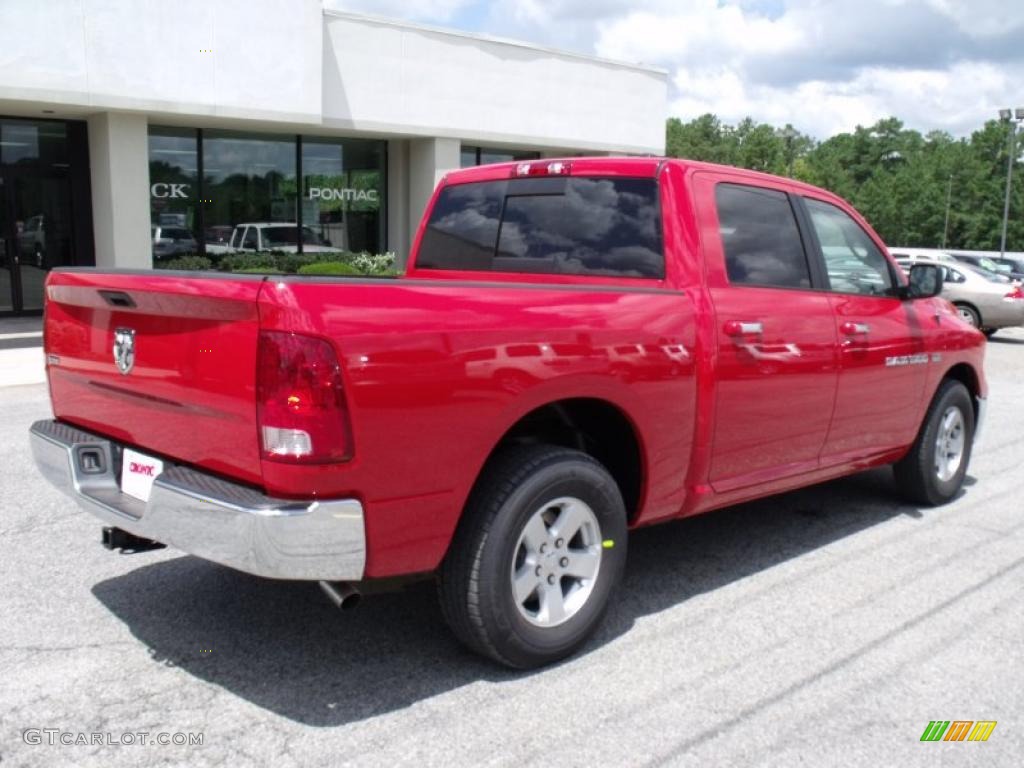 2011 Ram 1500 SLT Crew Cab - Flame Red / Dark Slate Gray/Medium Graystone photo #8