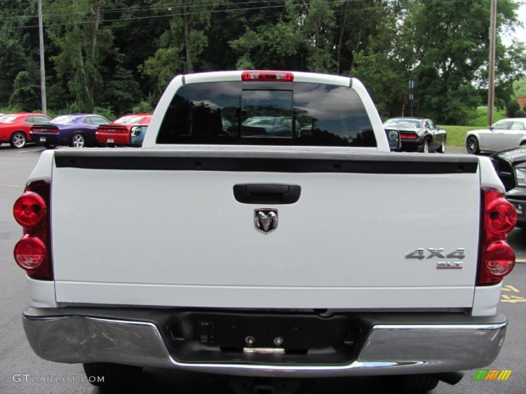 2007 Ram 1500 SLT Regular Cab 4x4 - Bright White / Medium Slate Gray photo #16