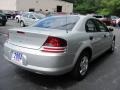 2004 Bright Silver Metallic Dodge Stratus SE Sedan  photo #2