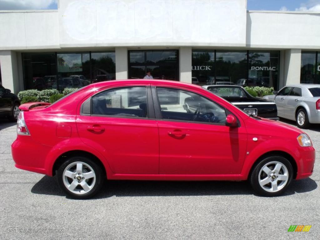 2007 Aveo LT Sedan - Victory Red / Charcoal Black photo #1