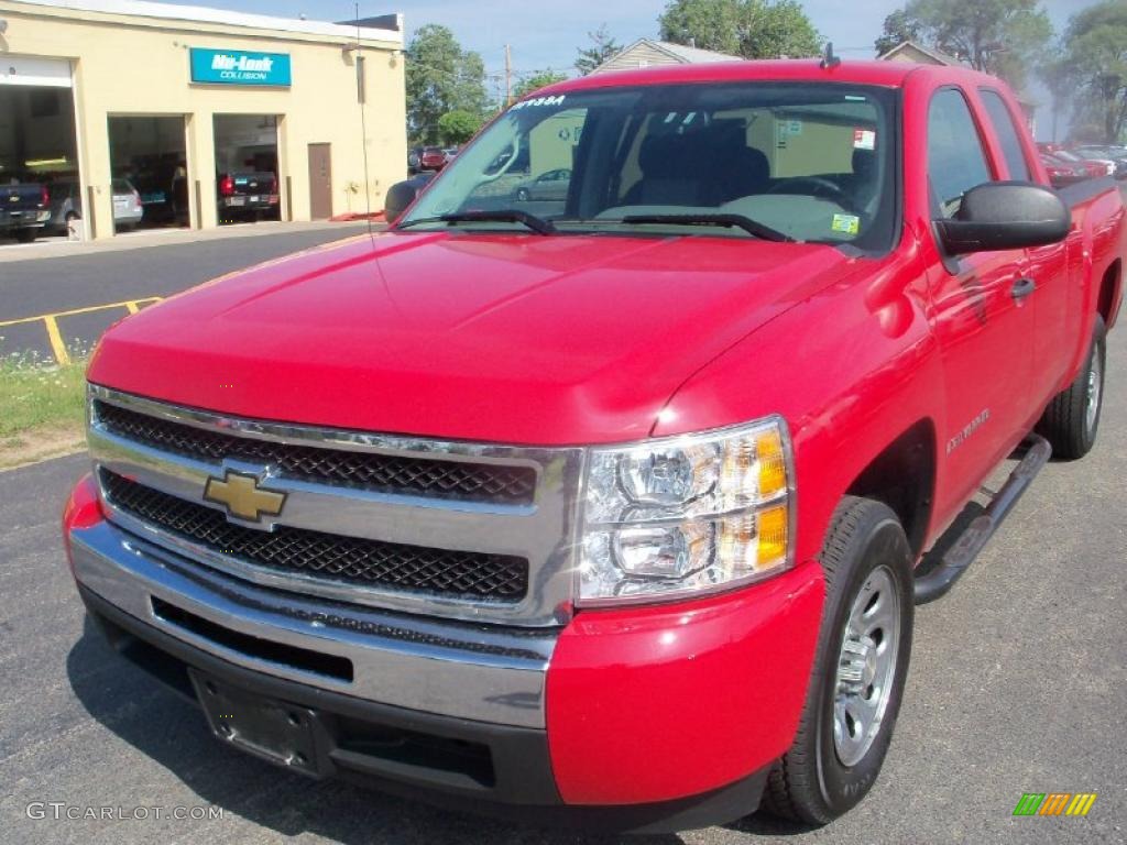 2009 Silverado 1500 LS Extended Cab - Victory Red / Dark Titanium photo #1