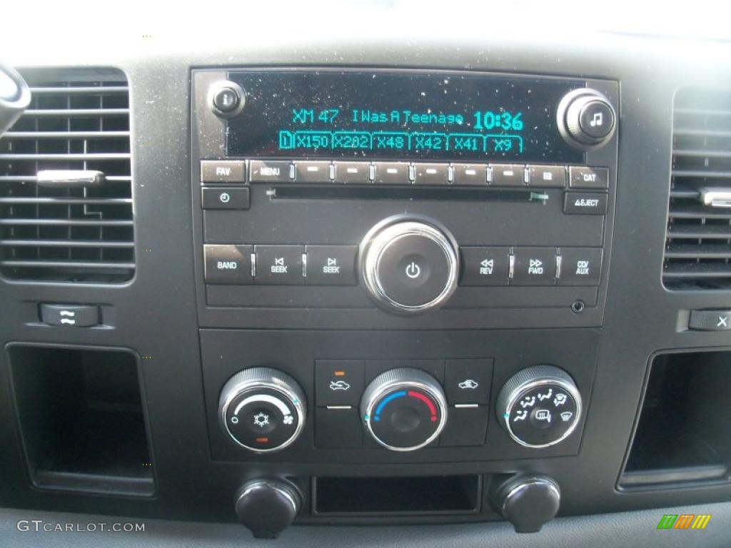 2009 Silverado 1500 LS Extended Cab - Victory Red / Dark Titanium photo #4