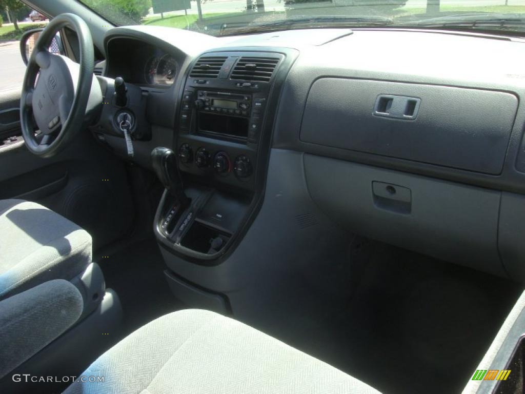 2002 Sedona LX - Misty Blue / Gray photo #5