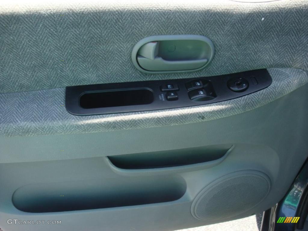 2002 Sedona LX - Misty Blue / Gray photo #10