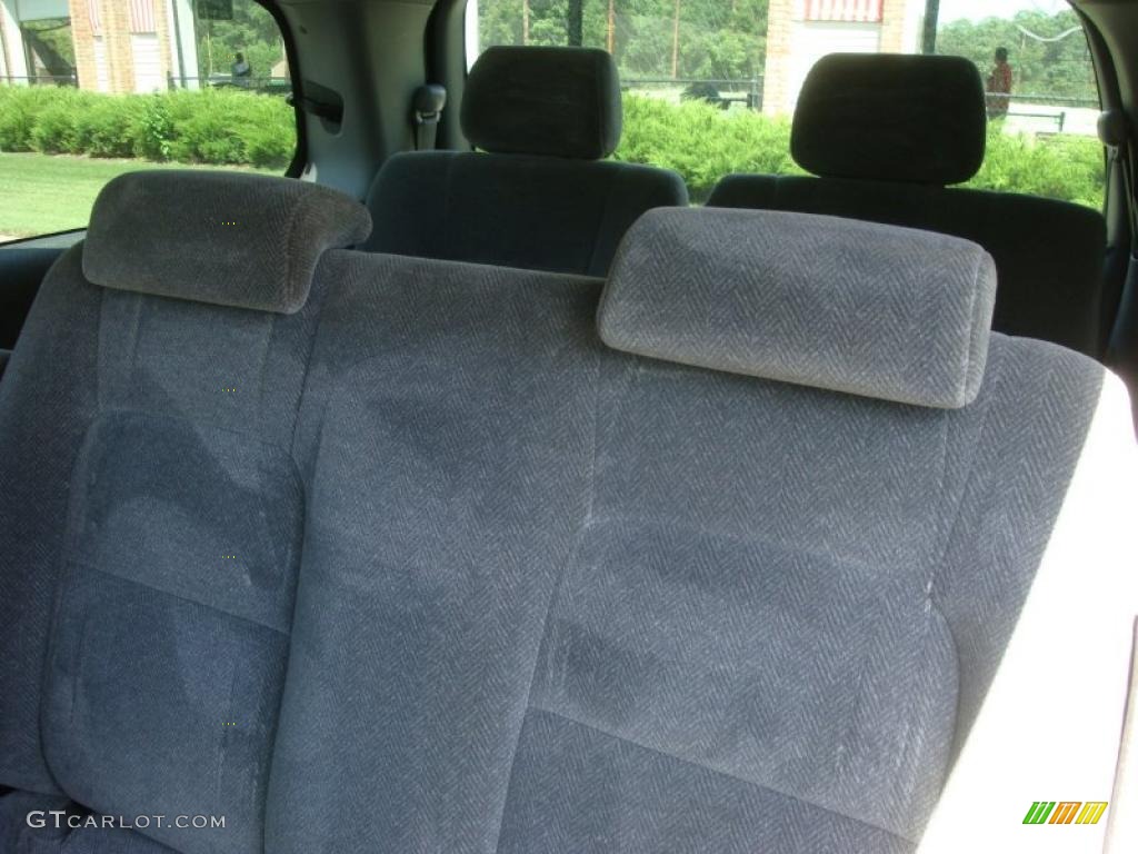 2002 Sedona LX - Misty Blue / Gray photo #14