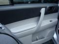 Classic Silver Metallic - Highlander 4WD Photo No. 14