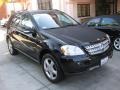 Black - ML 350 4Matic Photo No. 1