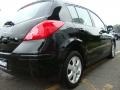 2007 Super Black Nissan Versa SL  photo #15