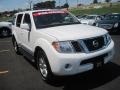 2008 Avalanche White Nissan Pathfinder SE  photo #2