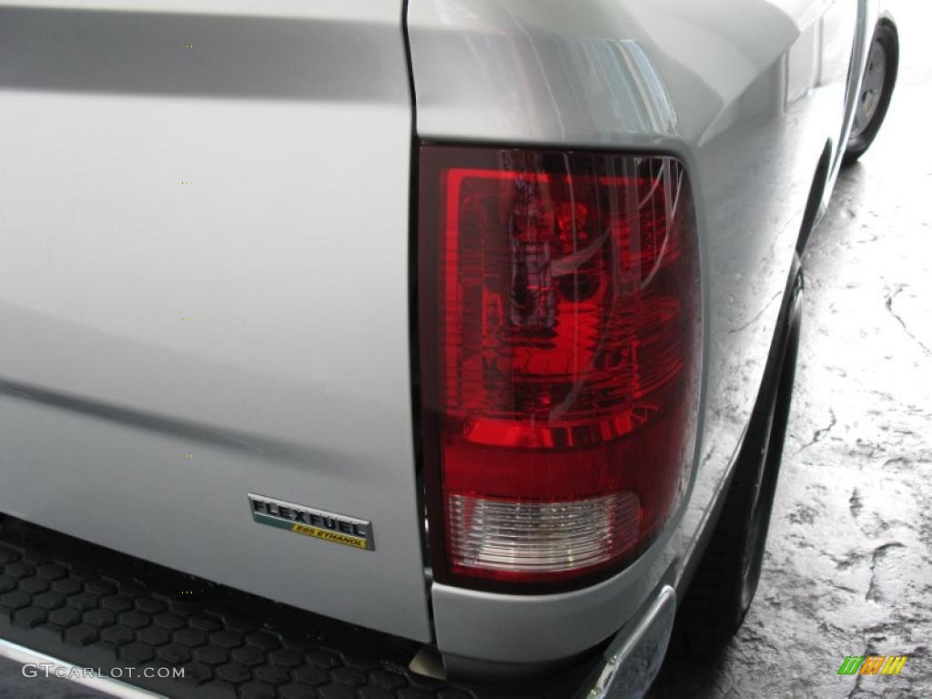 2010 Ram 1500 SLT Quad Cab - Bright Silver Metallic / Dark Slate/Medium Graystone photo #6