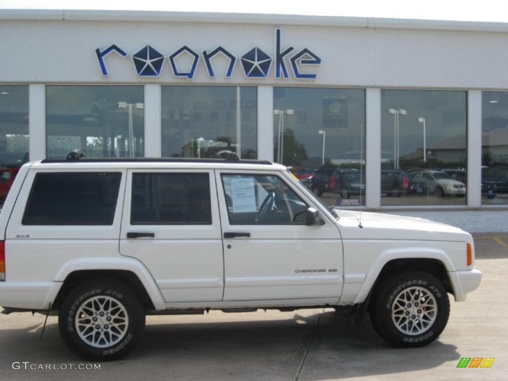 1998 Cherokee Limited 4x4 - Stone White / Mist Gray photo #20