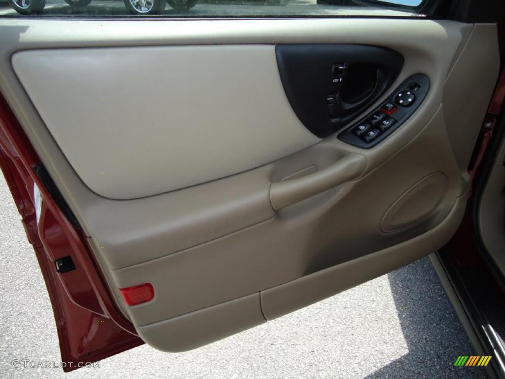 2003 Malibu Sedan - Redfire Metallic / Neutral Beige photo #4