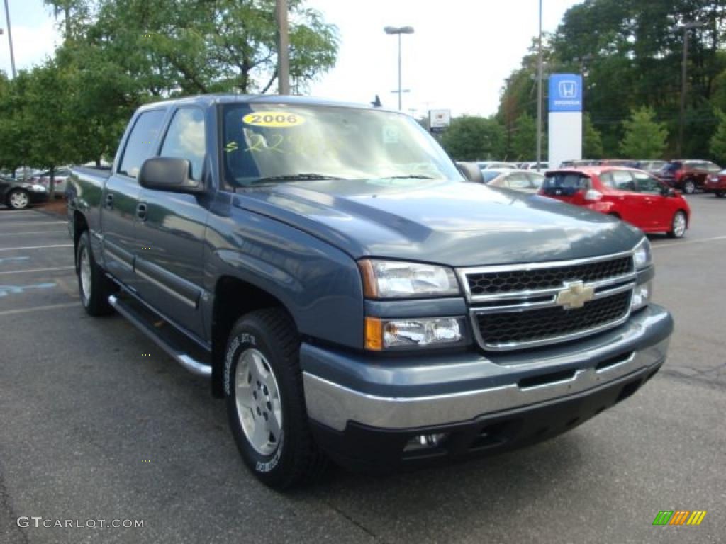 2006 Silverado 1500 LT Crew Cab 4x4 - Blue Granite Metallic / Dark Charcoal photo #5