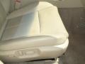 Ivory Pearl - M 35 Sedan Photo No. 36