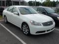 Ivory Pearl - M 35 Sedan Photo No. 50