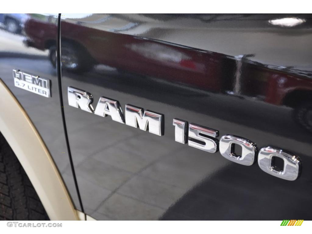 2011 Ram 1500 Laramie Crew Cab - Brilliant Black Crystal Pearl / Dark Slate Gray photo #5