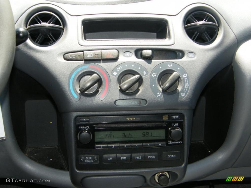 2003 ECHO Sedan - Polar White / Shadow Gray photo #19
