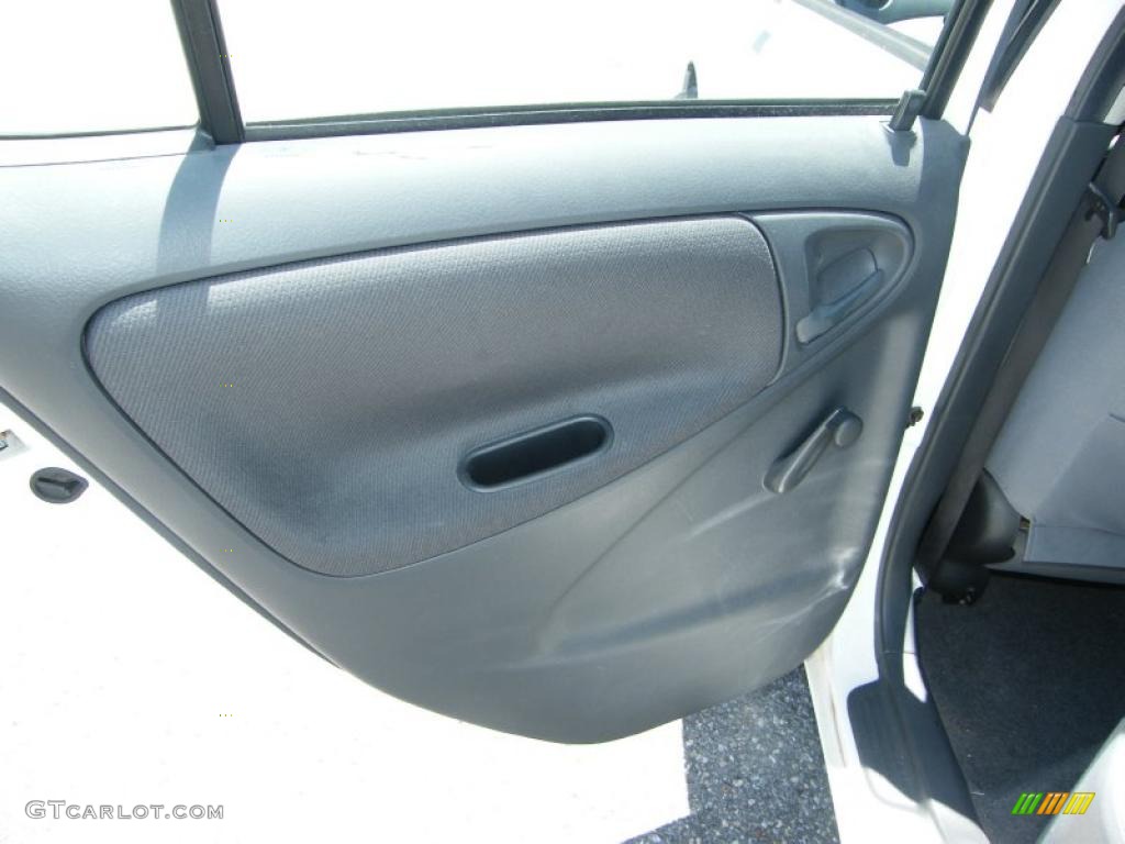 2003 ECHO Sedan - Polar White / Shadow Gray photo #23