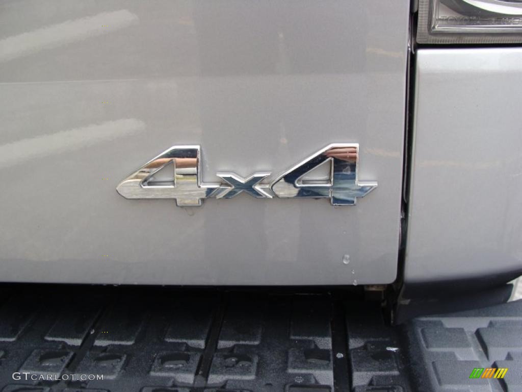 2007 Tundra SR5 Regular Cab 4x4 - Silver Sky Metallic / Graphite Gray photo #8