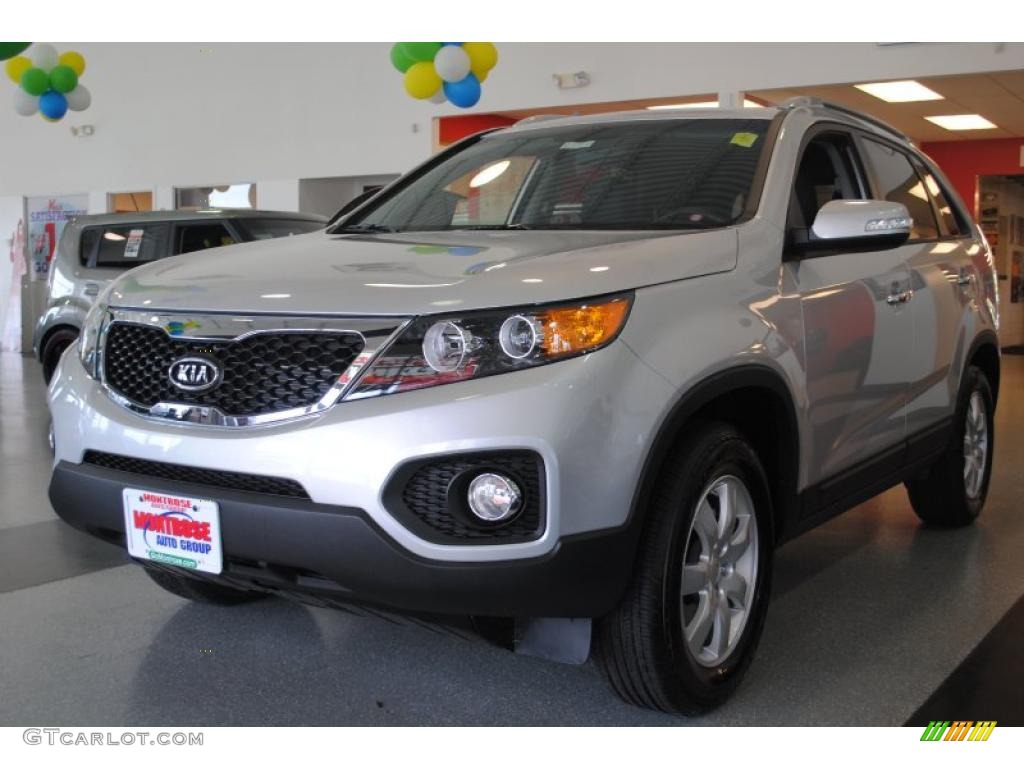 2011 Sorento LX - Bright Silver / Black photo #2