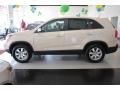 2011 White Sand Beige Kia Sorento LX  photo #3