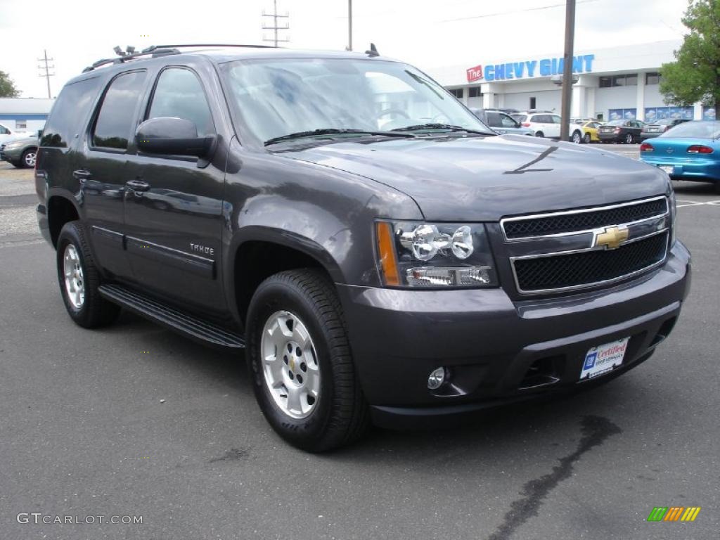 2010 Tahoe LT 4x4 - Taupe Gray Metallic / Light Titanium/Dark Titanium photo #3