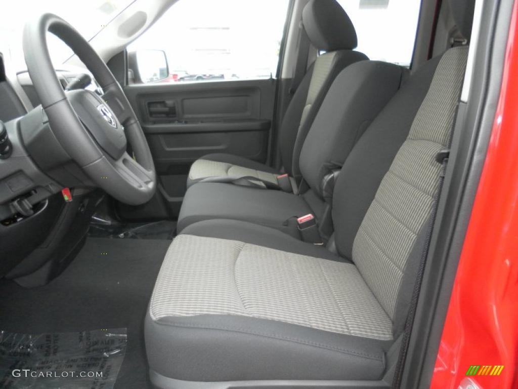 2011 Ram 1500 ST Quad Cab 4x4 - Flame Red / Dark Slate Gray/Medium Graystone photo #4