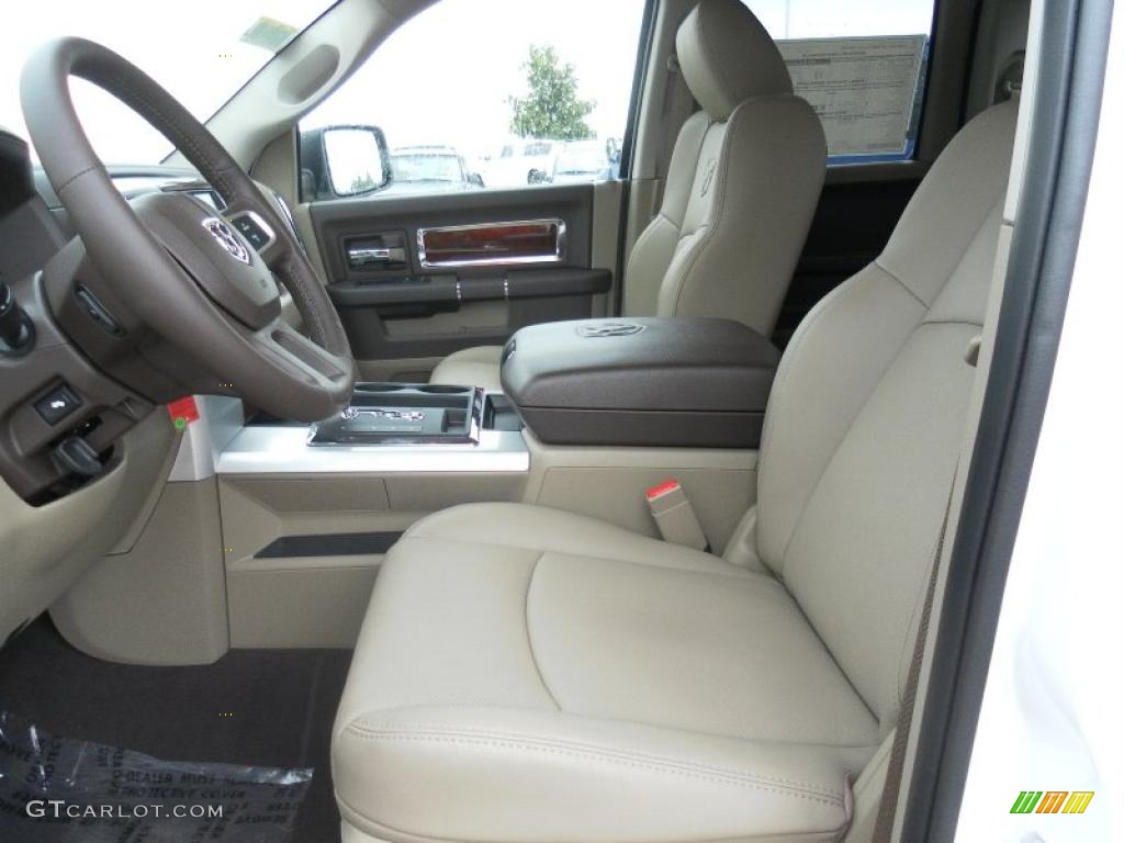 2011 Ram 1500 Laramie Quad Cab 4x4 - Bright White / Light Pebble Beige/Bark Brown photo #6