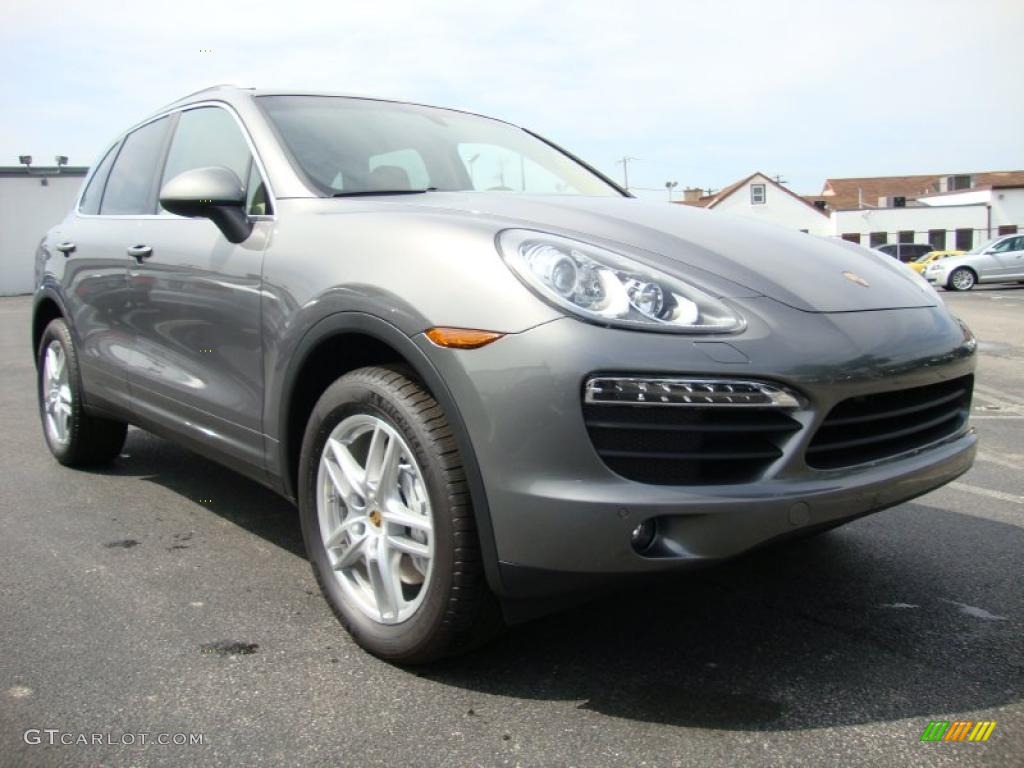 2011 Cayenne S - Meteor Grey Metallic / Luxor Beige photo #5