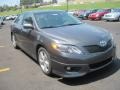 Magnetic Gray Metallic - Camry SE Photo No. 2