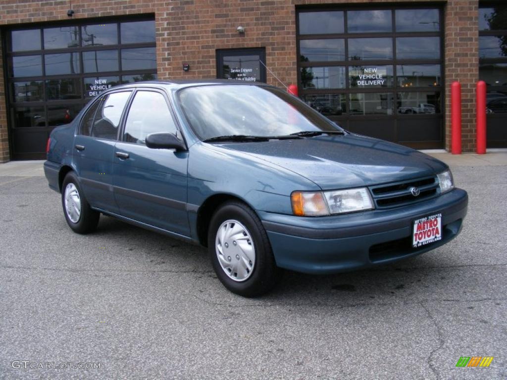 1993 Tercel DX Sedan - Teal Mist / Gray photo #1