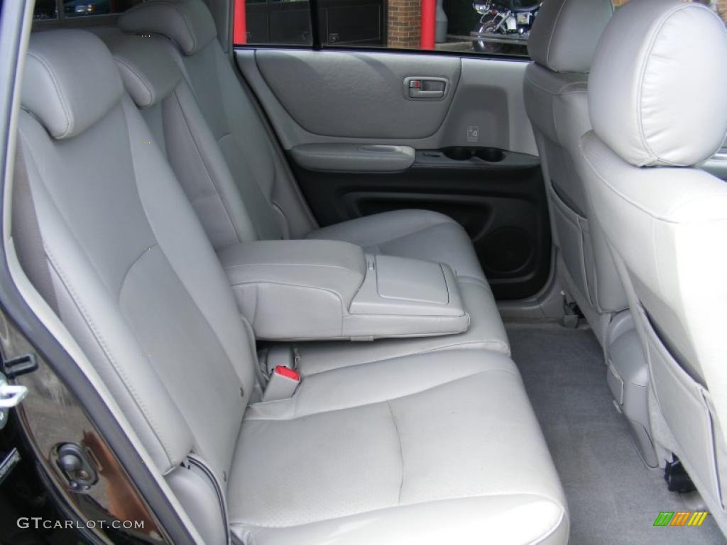 2005 Highlander V6 - Black / Gray photo #14