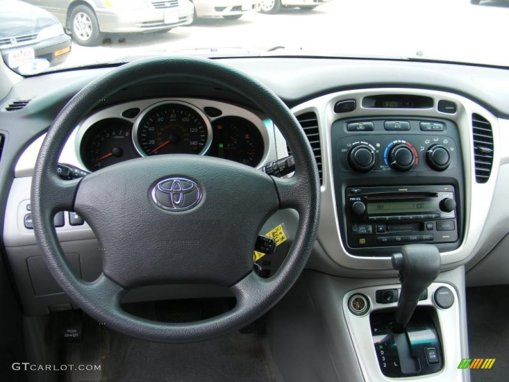 2005 Highlander V6 - Black / Gray photo #17