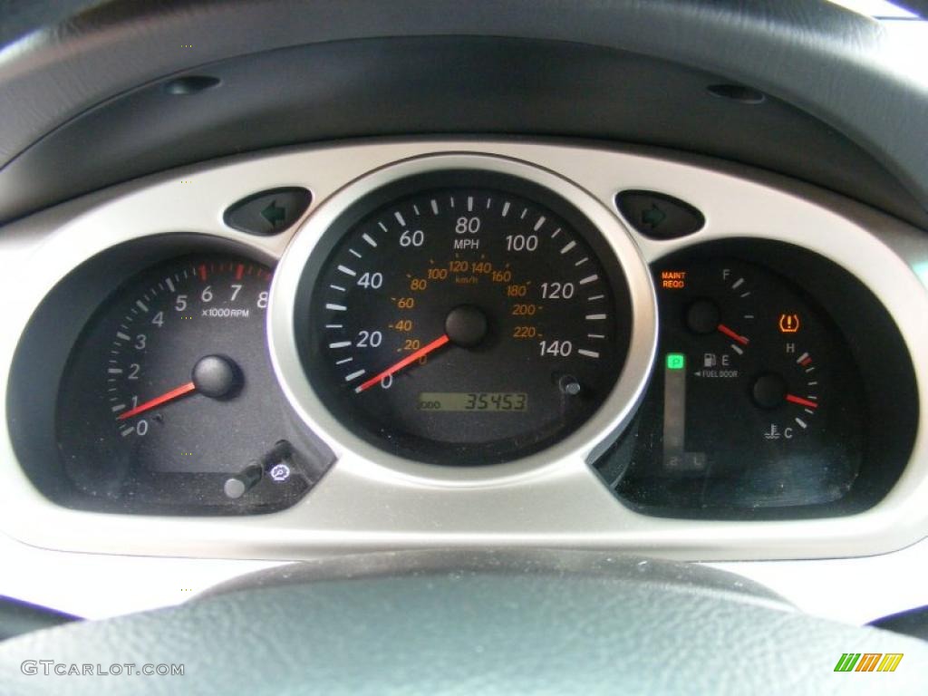 2005 Highlander V6 - Black / Gray photo #19