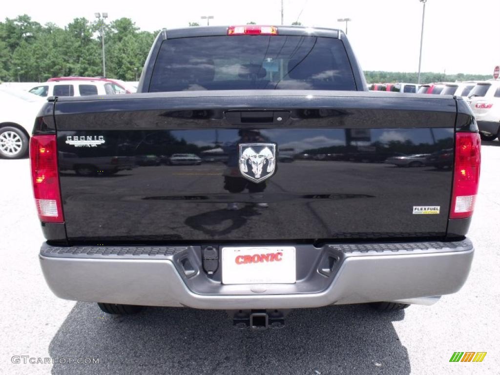 2011 Ram 1500 ST Crew Cab - Brilliant Black Crystal Pearl / Dark Slate Gray/Medium Graystone photo #7